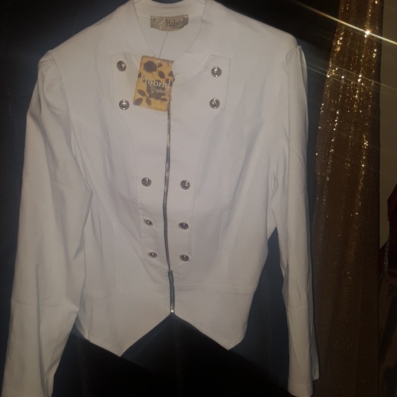 Cloths - Picture 4 of 4